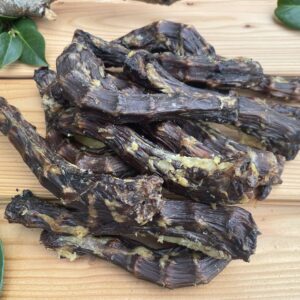 Gedroogde nek voor honden. Eend